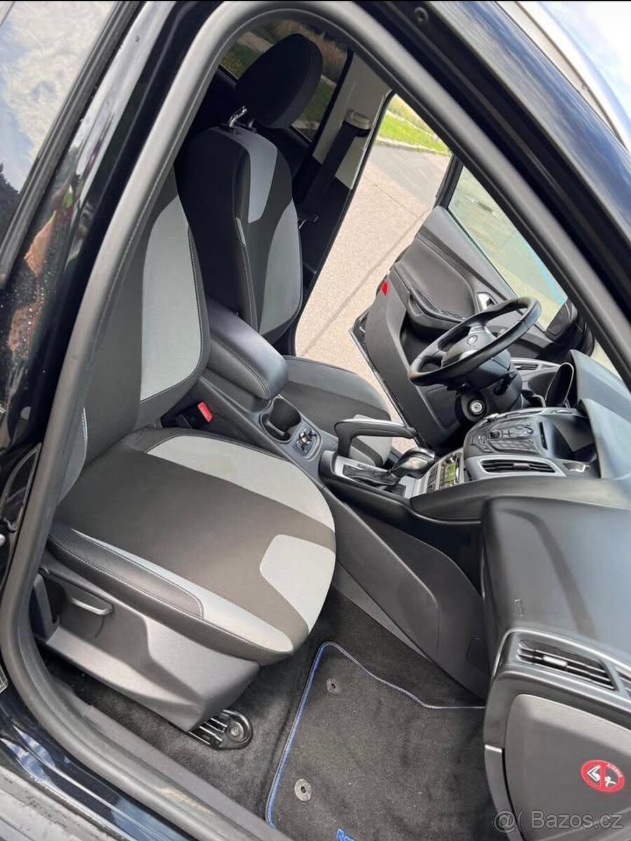 Ford Focus Turnier 2.0 TDCi, Champion Edition - 3