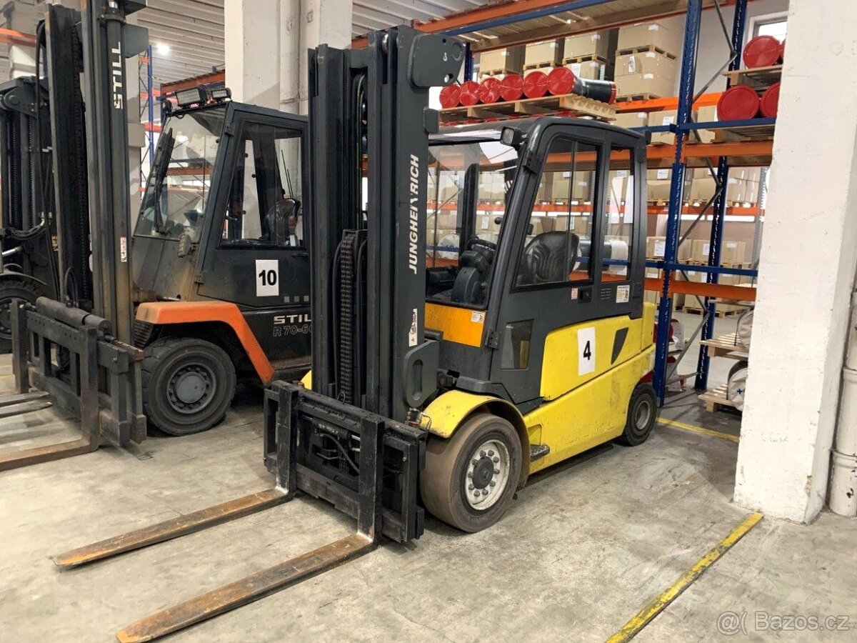 Jungheinrich EFG540 elektrický čelní vozík - 3