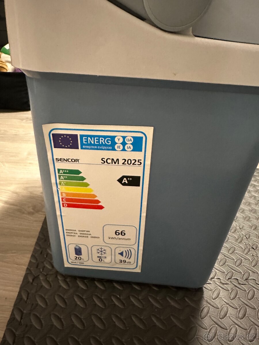 Prodej autolednicka s termoelektrickým chladicim boxem - 3