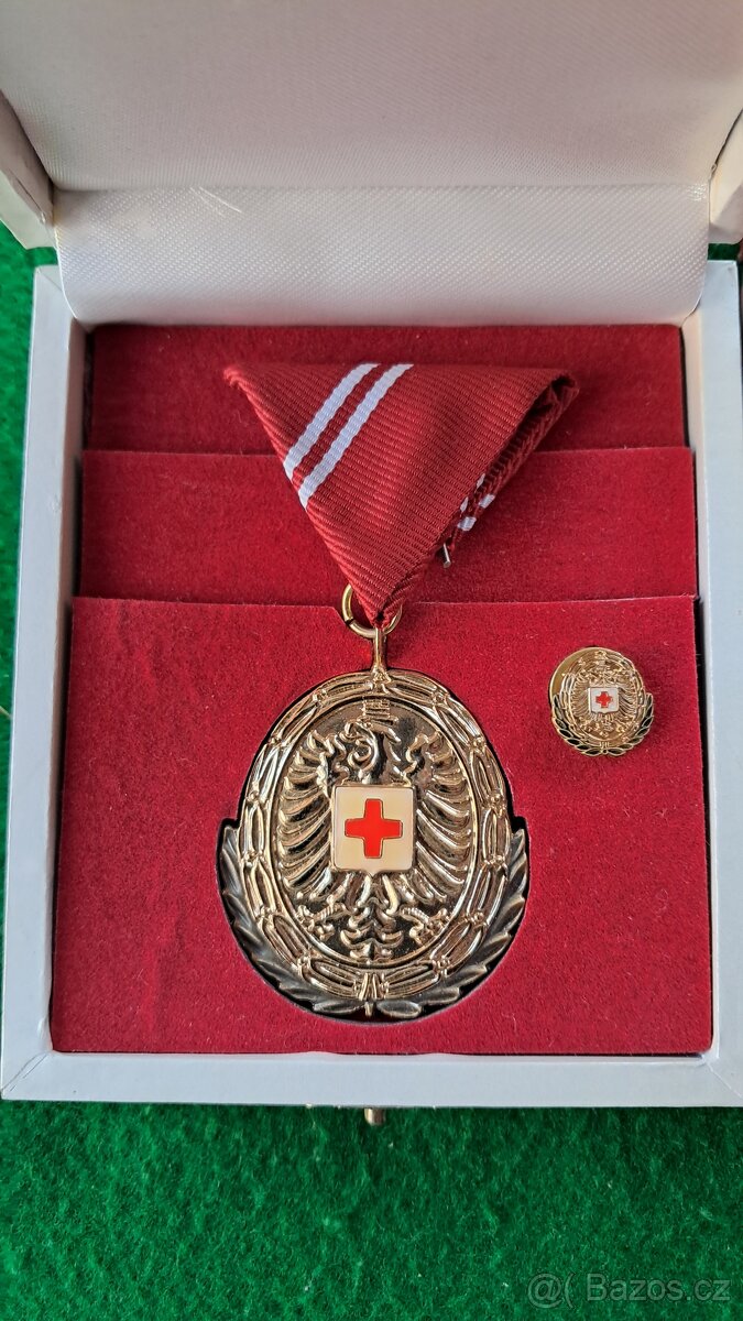 Vyznamenání červený kříž - 3