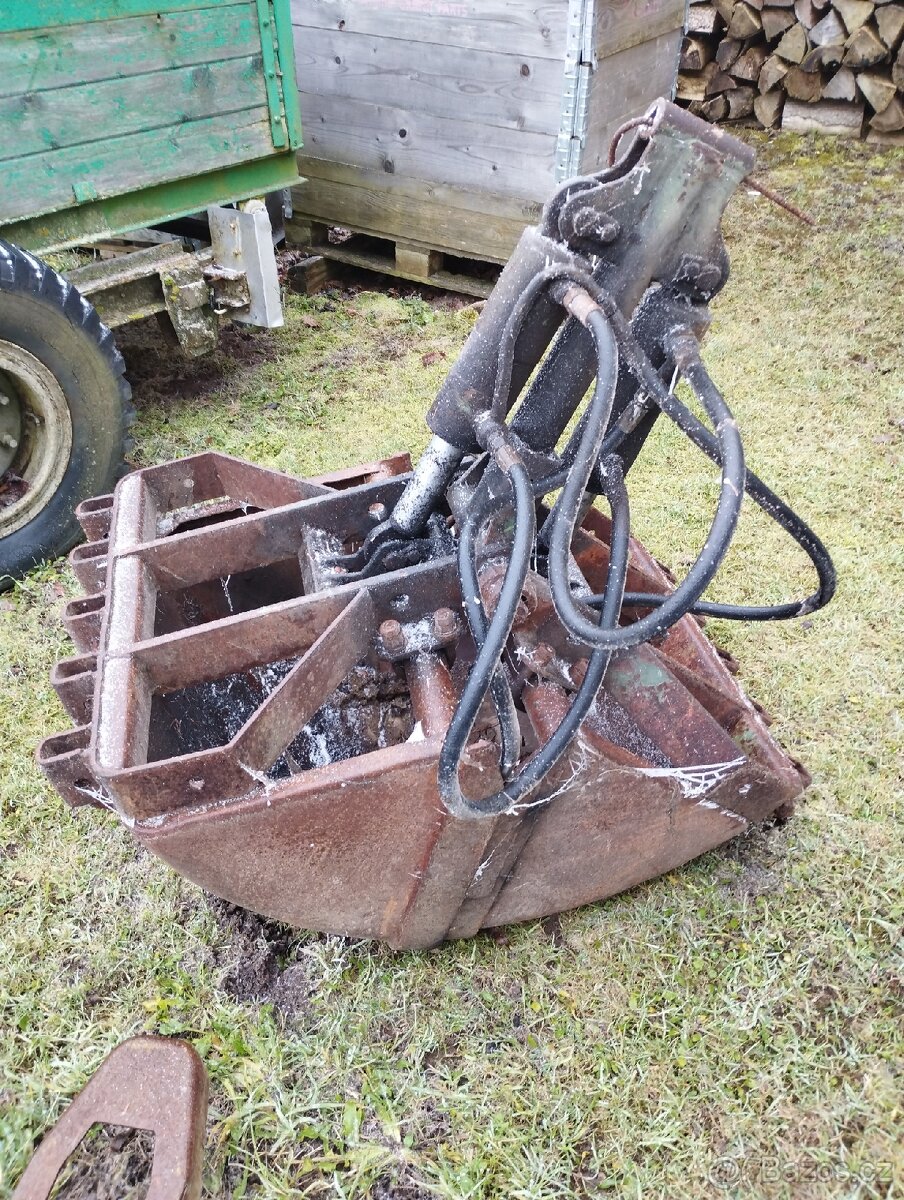 Lžíce nakladač UNHZ 500 - 3