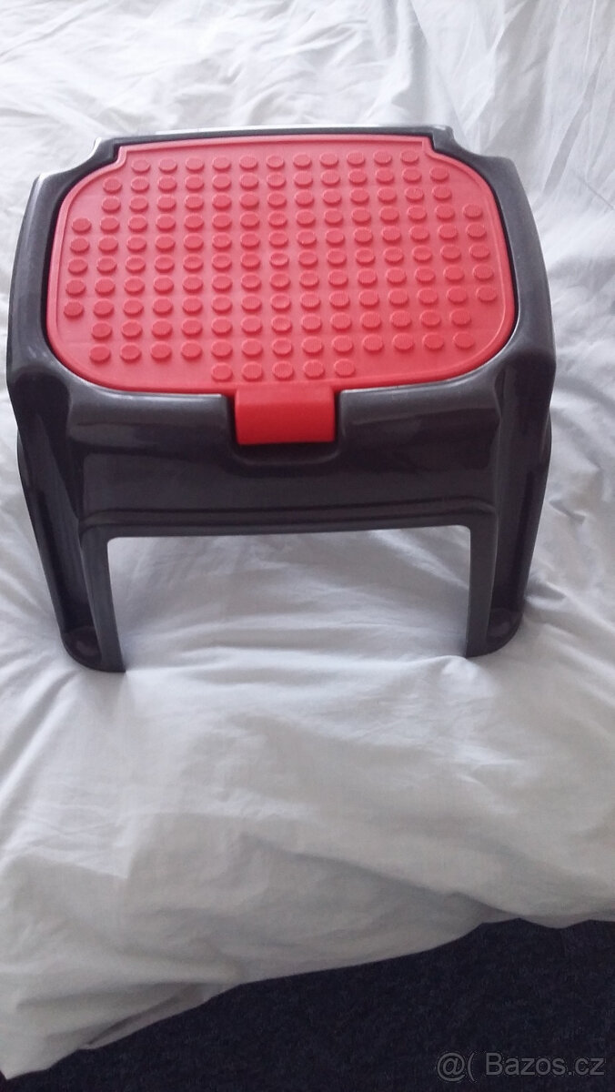 prodám nové dětské plastové stoličky - 3