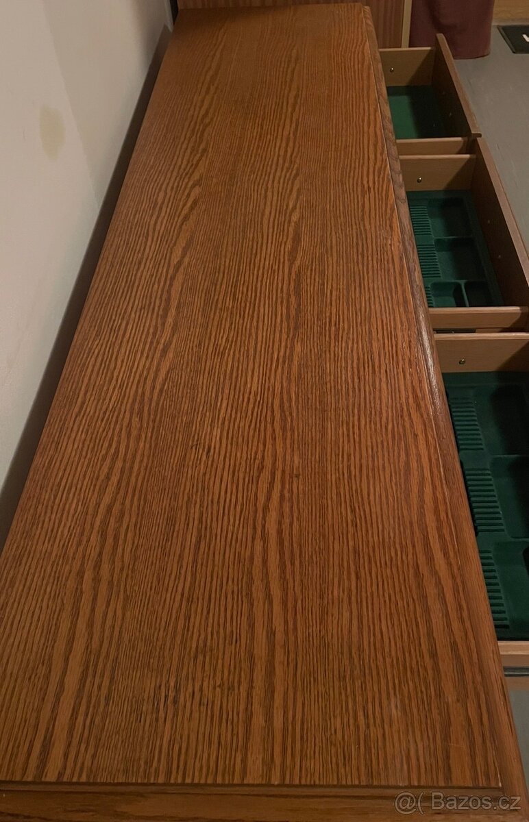 Rustikální komoda - 3