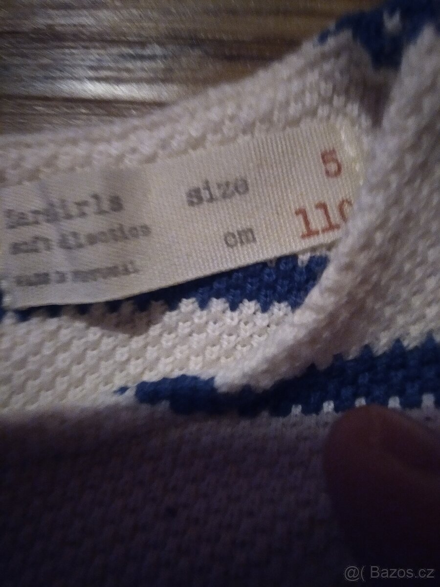 Tričko, kalhoty, saty, mikina, sukynka..holčička, 5 let - 3