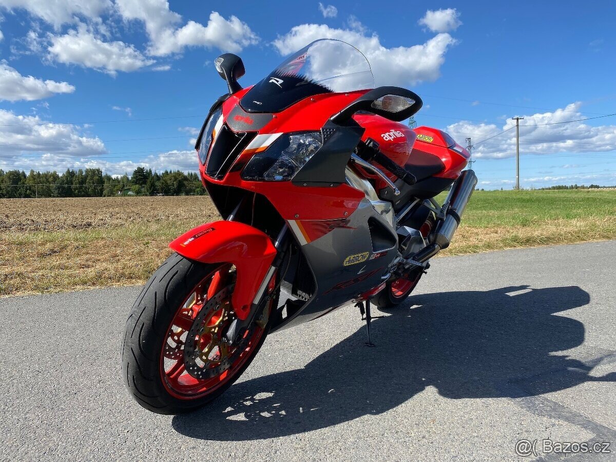 Aprilia RSV 1000 R - 3