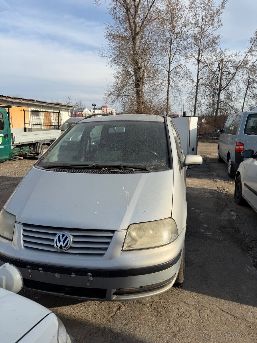 Sharan 1.9 TDi 85 kw 4 Motion - 3