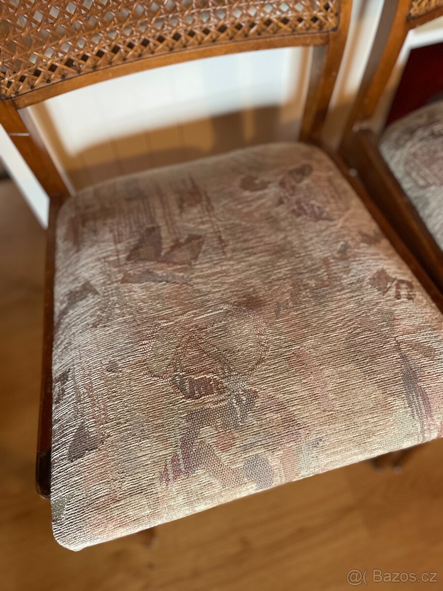 židle - 3