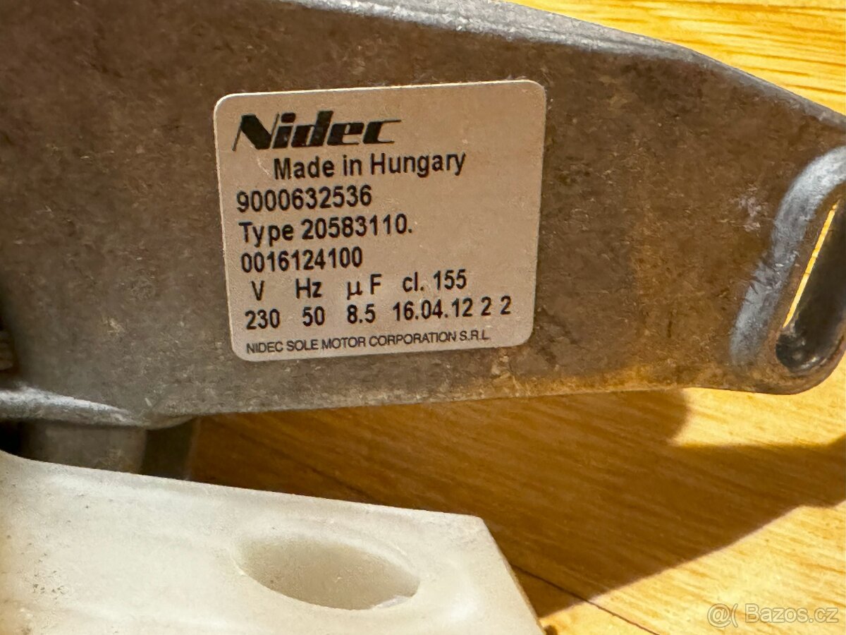 Prodám funkční motor do sušičky Siemens - 3