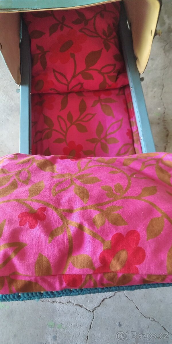 retro hluboký kočárek pro panenky - 3