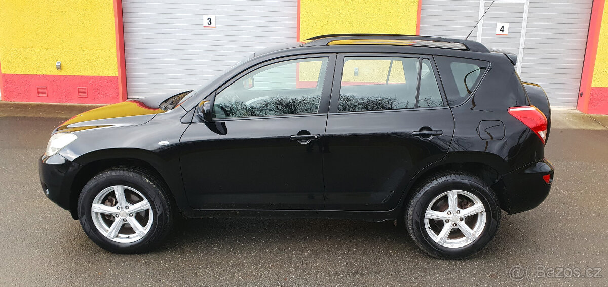 Toyota Rav4 2.0i, 112kw., Sol, 2009, 4x4, Tažné, Bez koroze.