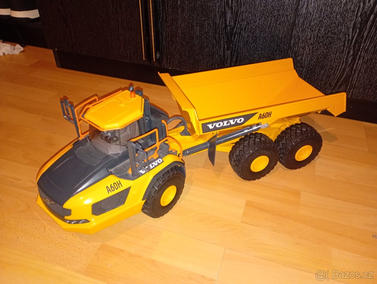 Bruder Nákladní volvo - 3