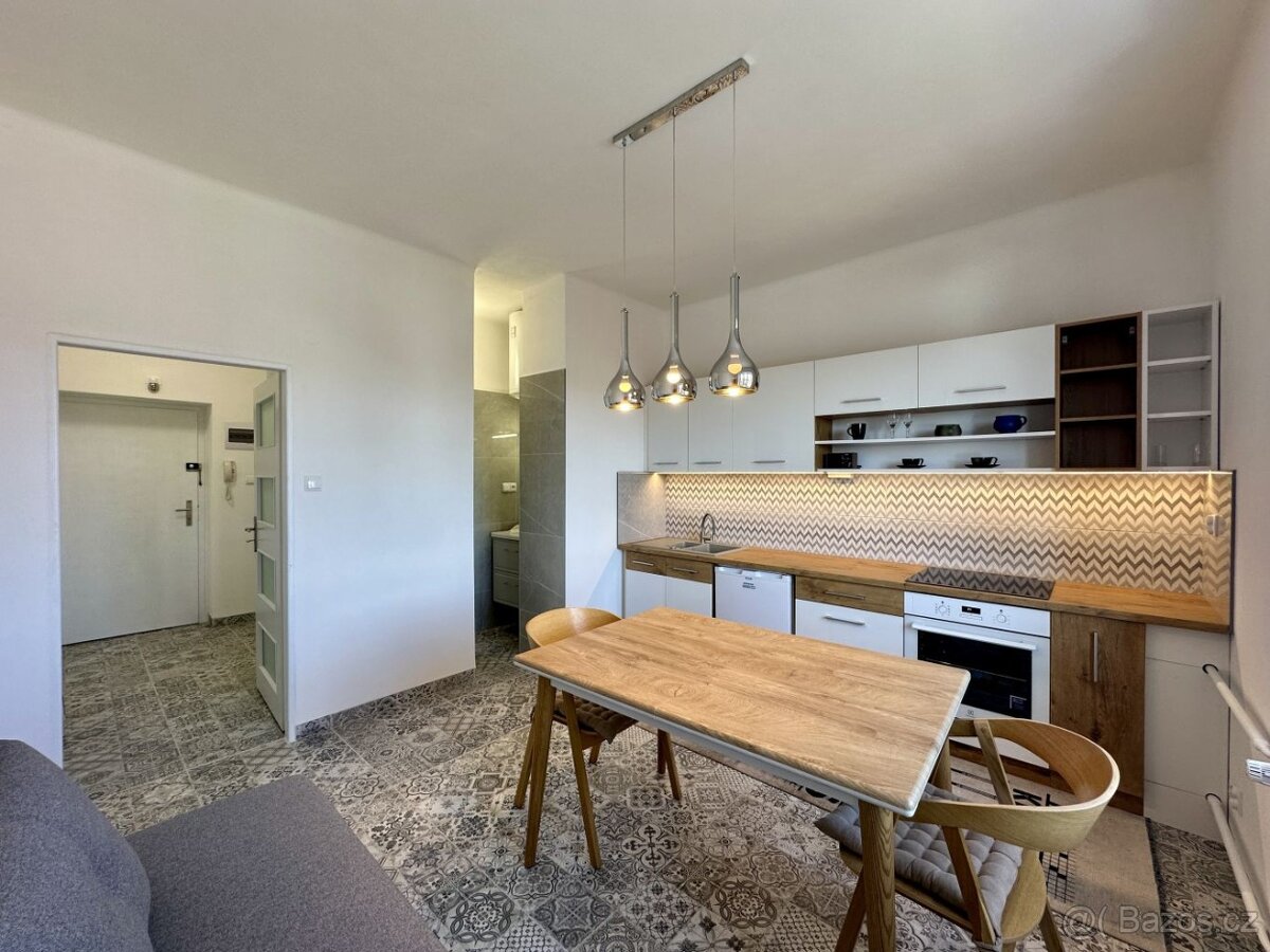 pronájem bytu - Strážnice, 2+KK - 3