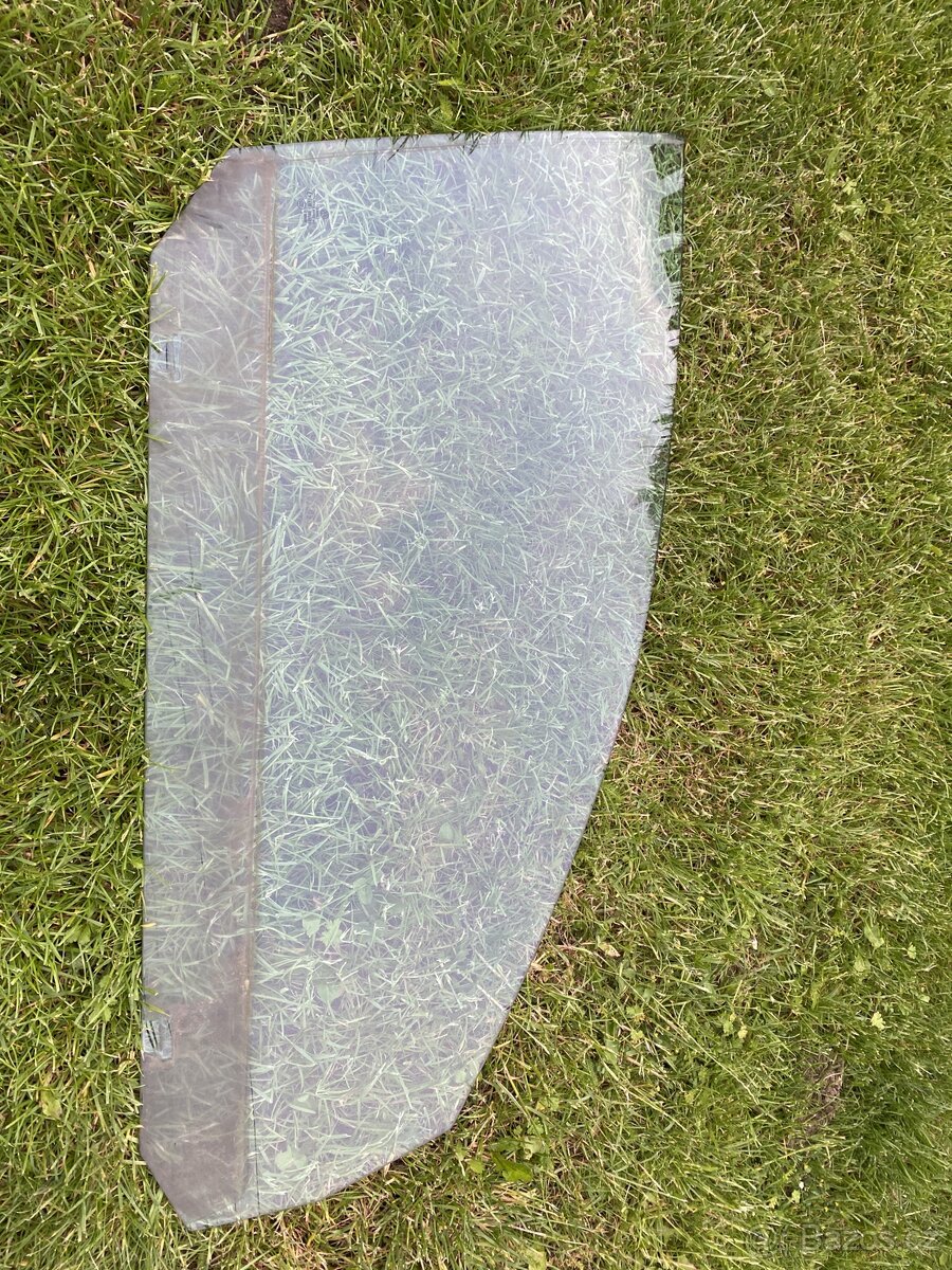 Pravé přední okno VW Golf Variant V, VI - 3