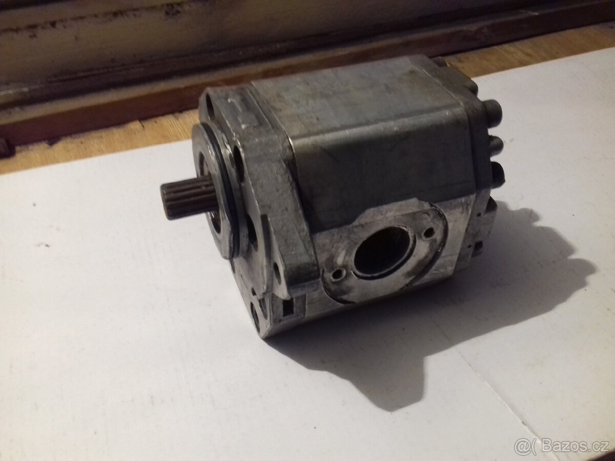 Hydraulické čerpadlo Zetor - 3