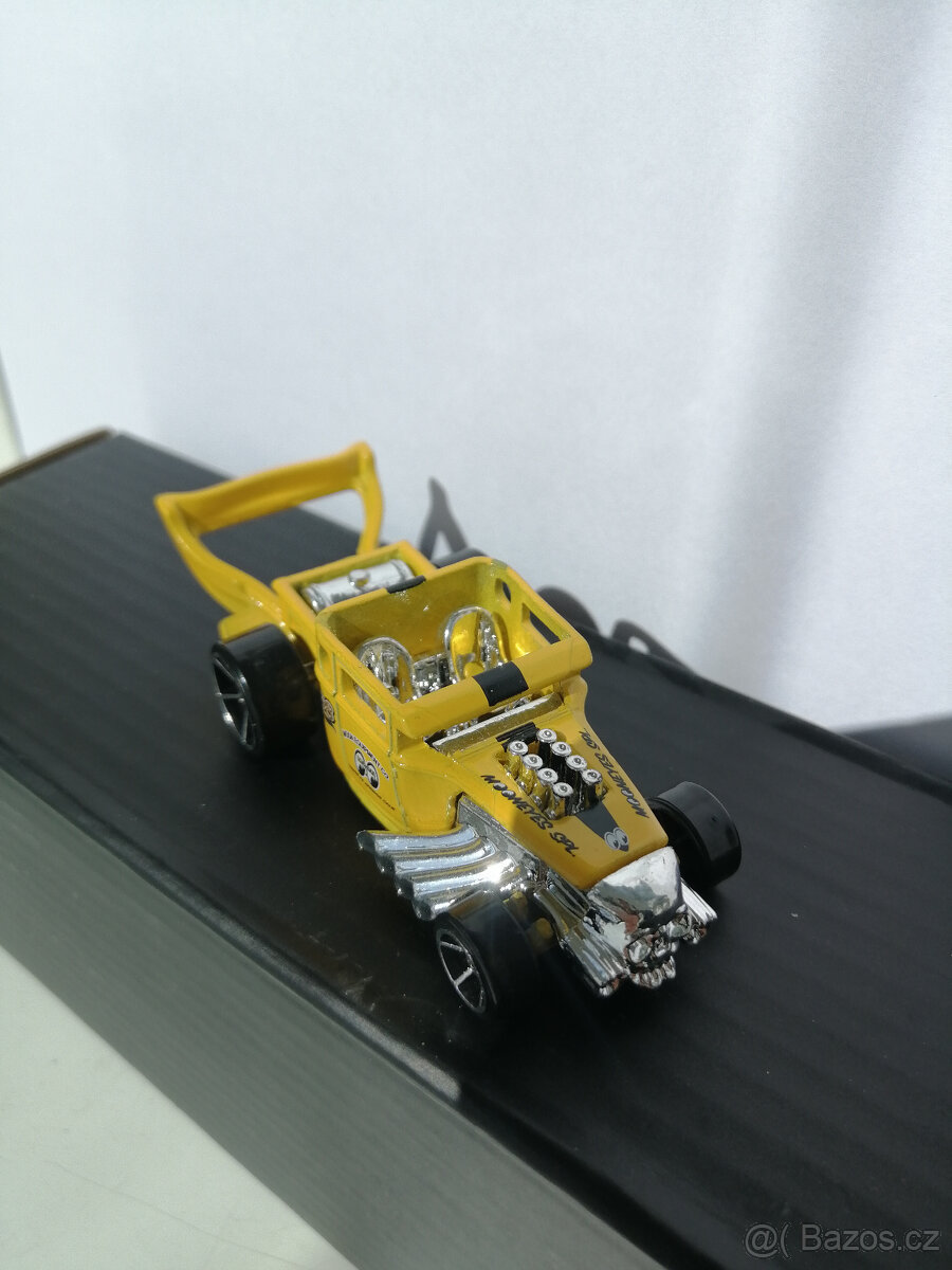 hot wheels - bone shaker - otvírák - 3