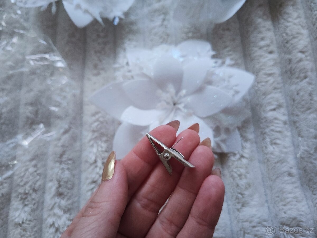 10x vánoční ozdoba, bílý květ - 3