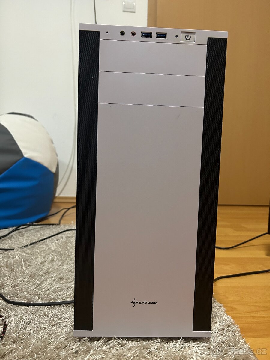 Počítač - monitor - 3