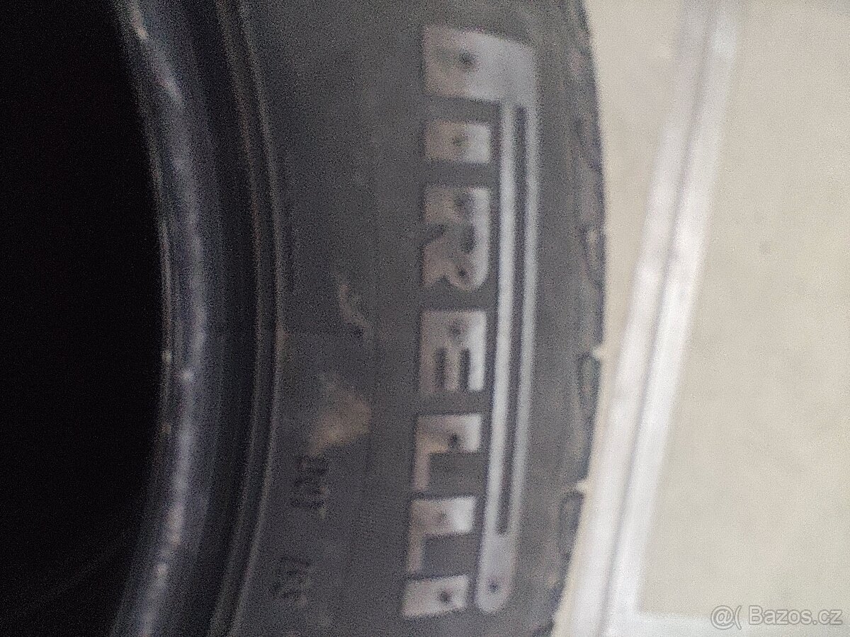 Pirelli P7 215/55 R17 - 3