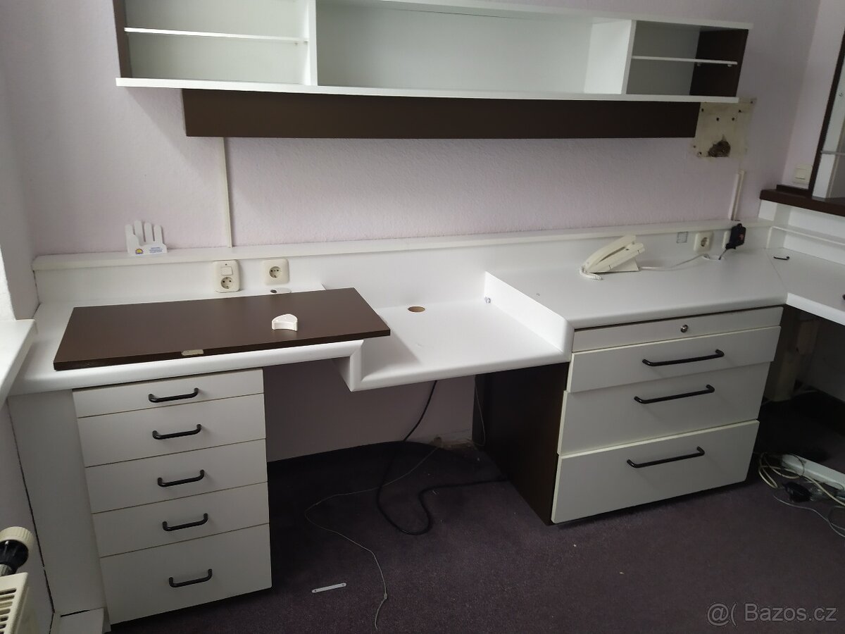 Kvalitní kancelářský nábytek / rohový stůl - 3