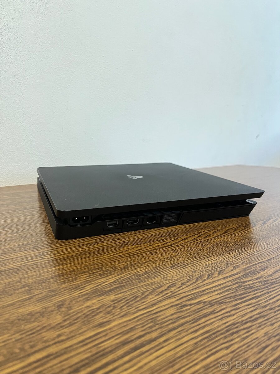 Playstation 4 slim +příslušenství - 3