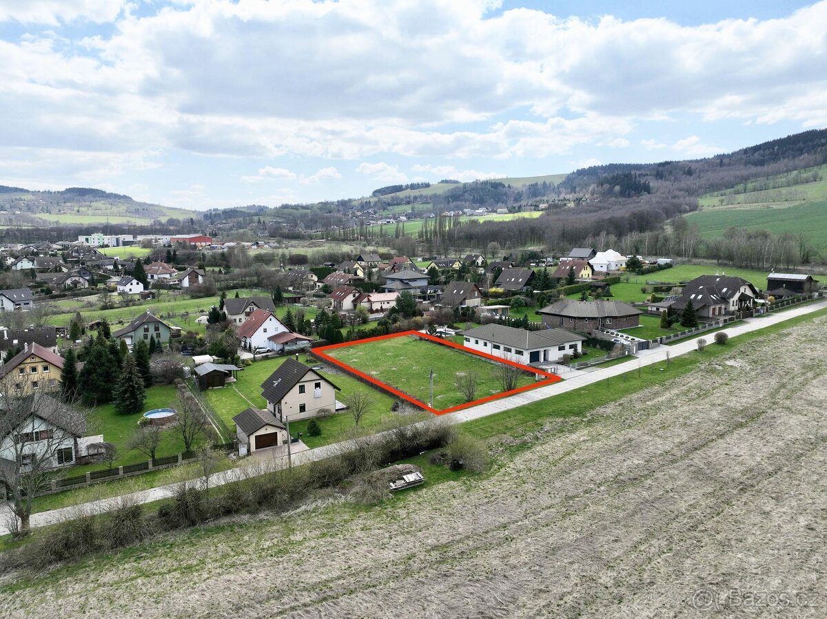 Prodej stavebního pozemku v lukrativní lokalitě Minkovice - 3