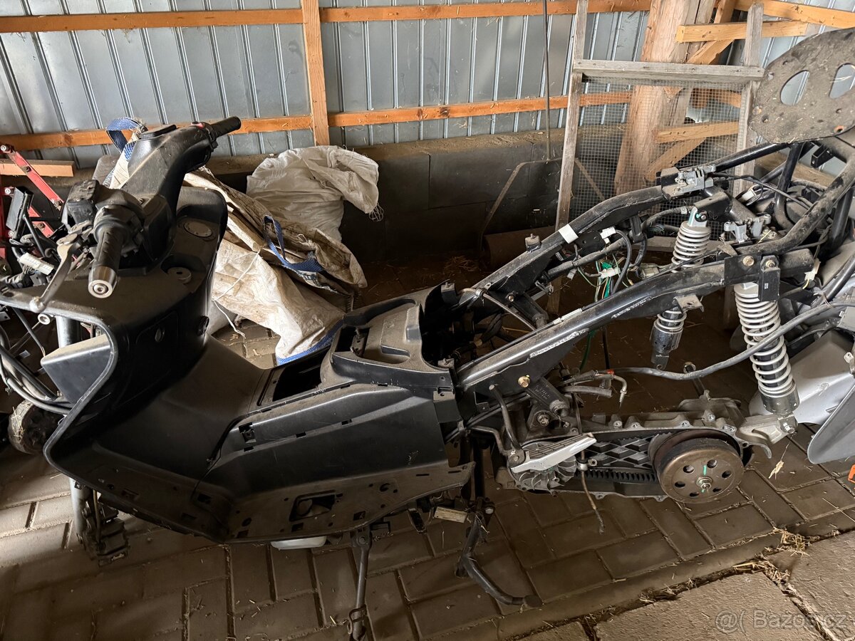 Díly Kymco Xciting 250 - 3