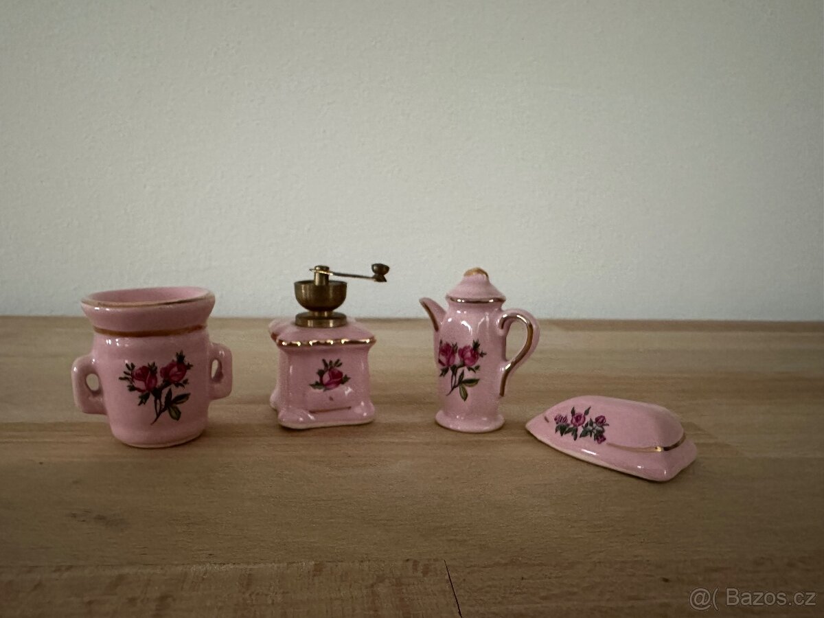 Retro miniatury + polička domeček. - 3