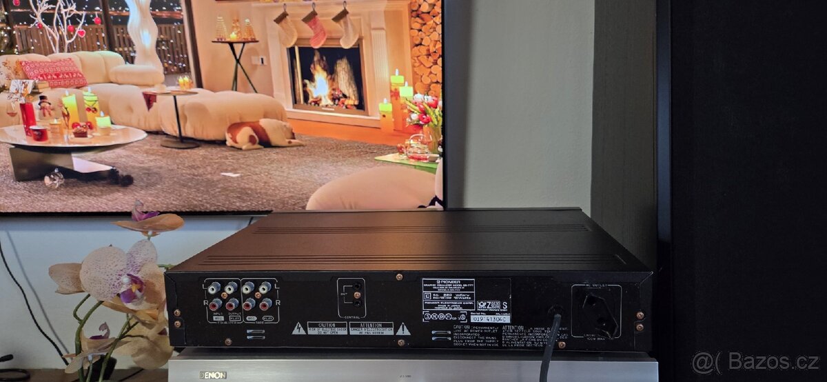 Prodám equalizer pioneer gr 777 - 3