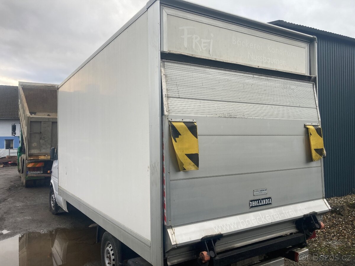 Bedna s chlazením a čelem - 3