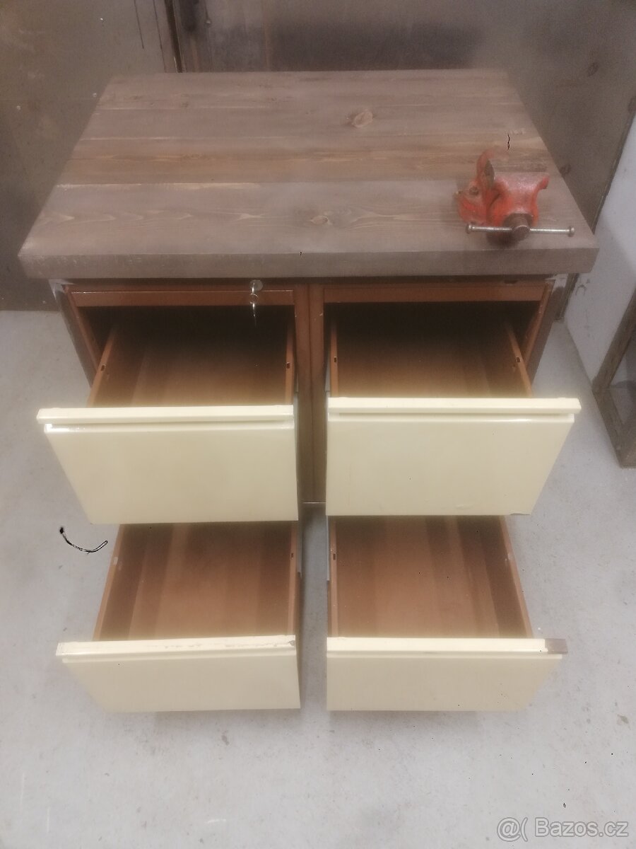 Dílenský stůl, ponk - 3