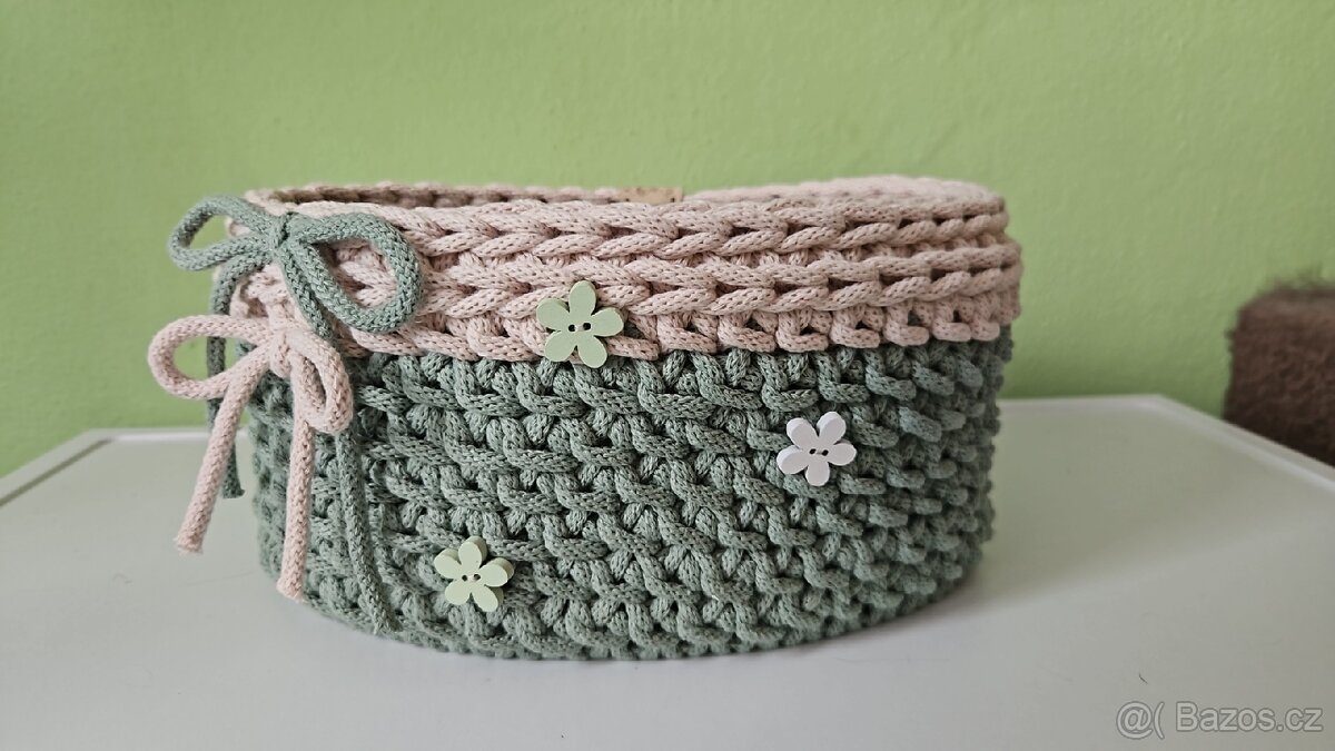 Háčkovaný košík - 3