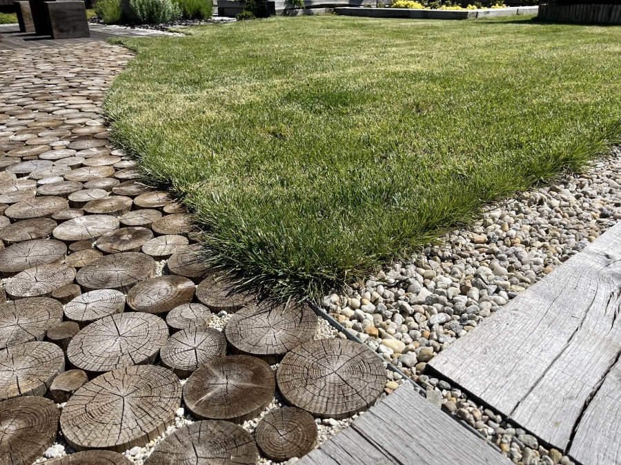 Ocelová samo-fixační obruba - 3