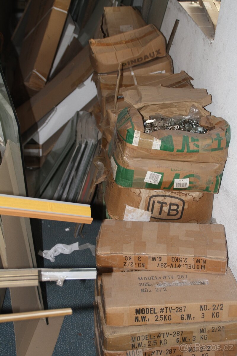 Prodám kování na kuchyně,panty - 3