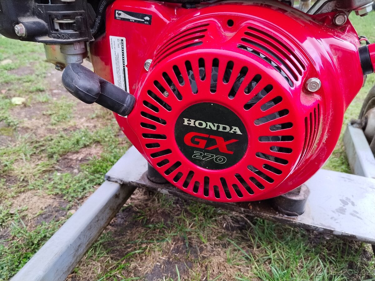 Štípač dřeva. - 3