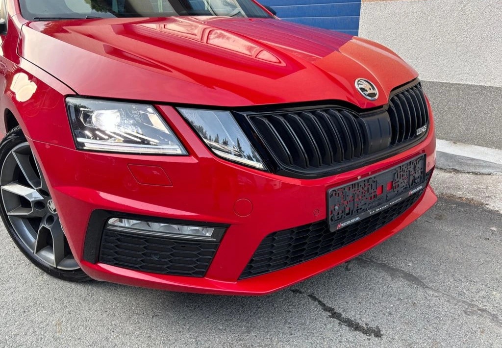 Škoda Octavia lll VRS 2.0TDI - 3