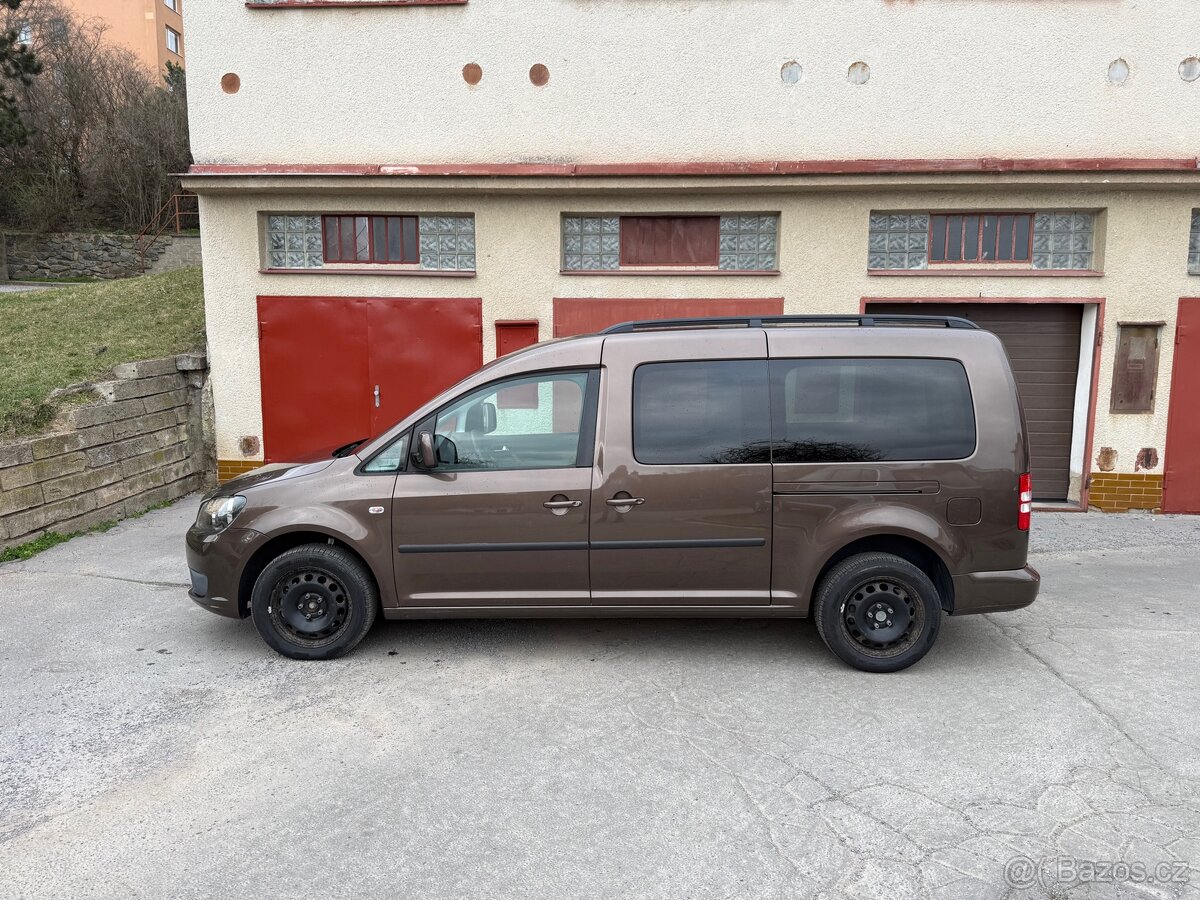WV Caddy maxi 7 míst - 3