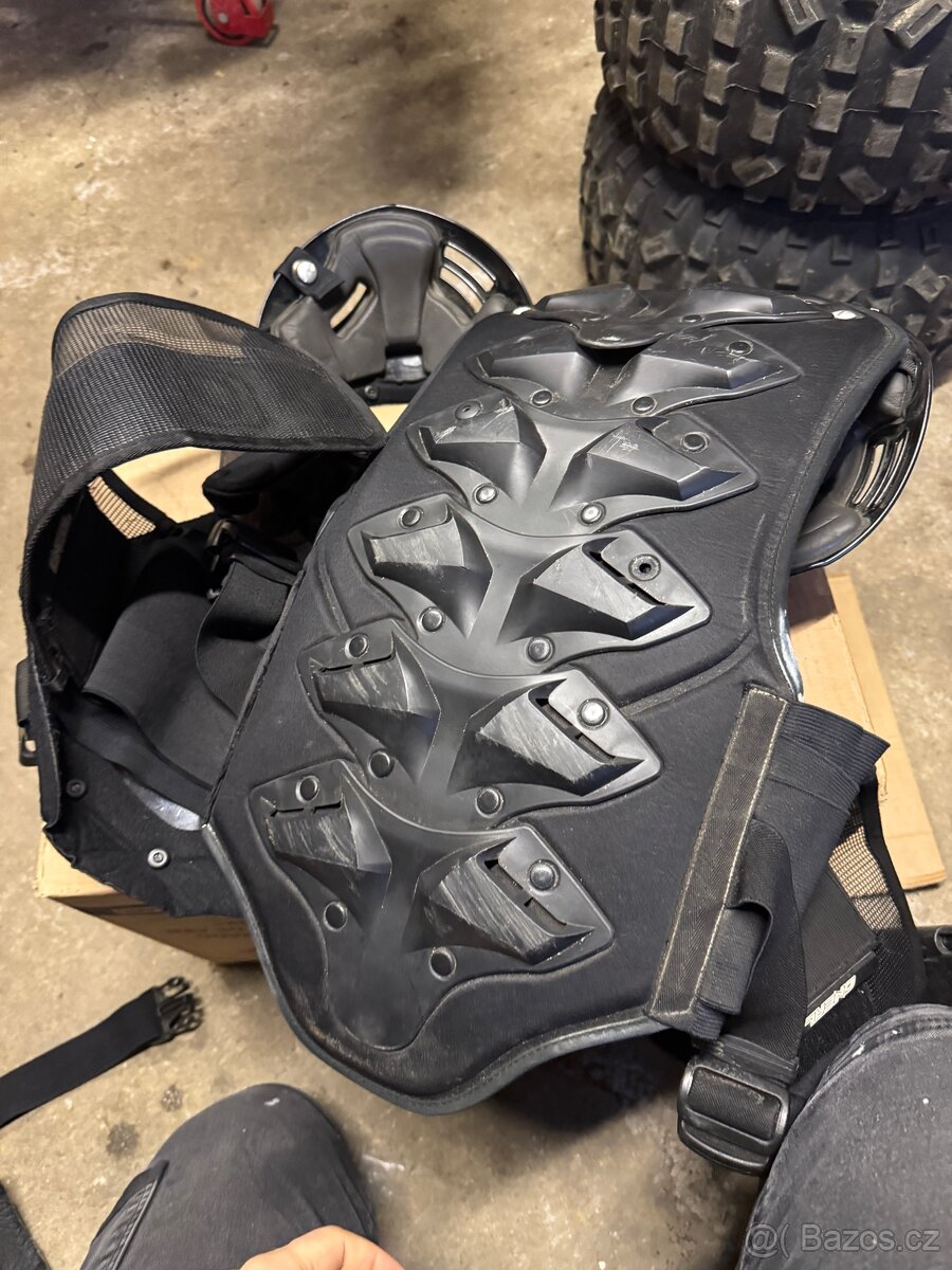 Mx hrudni chranic - 3