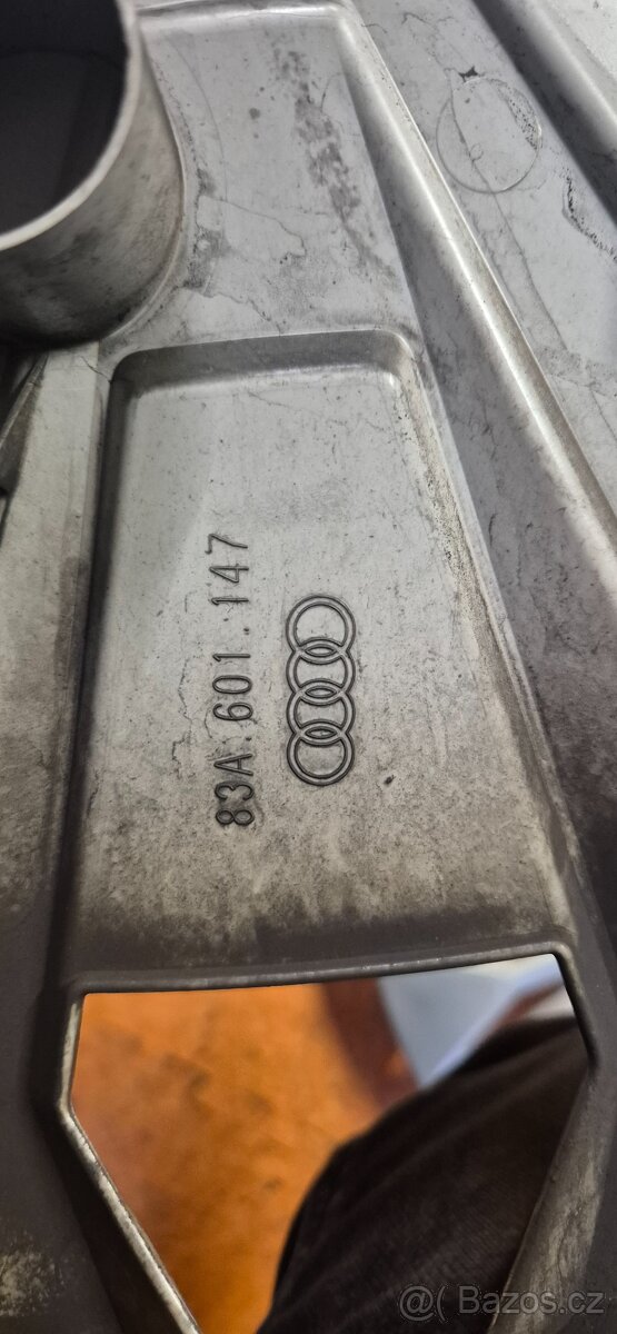 Poklice AUDI r17 - 3