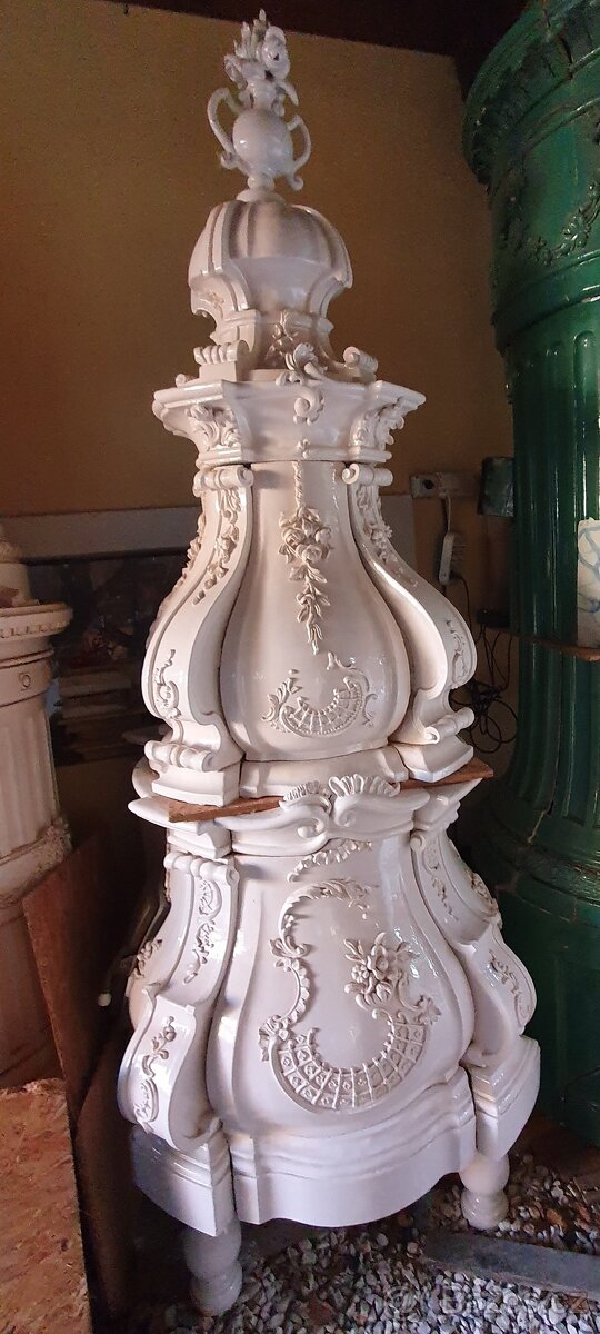 Kachlova Kamna neobarokova - 3