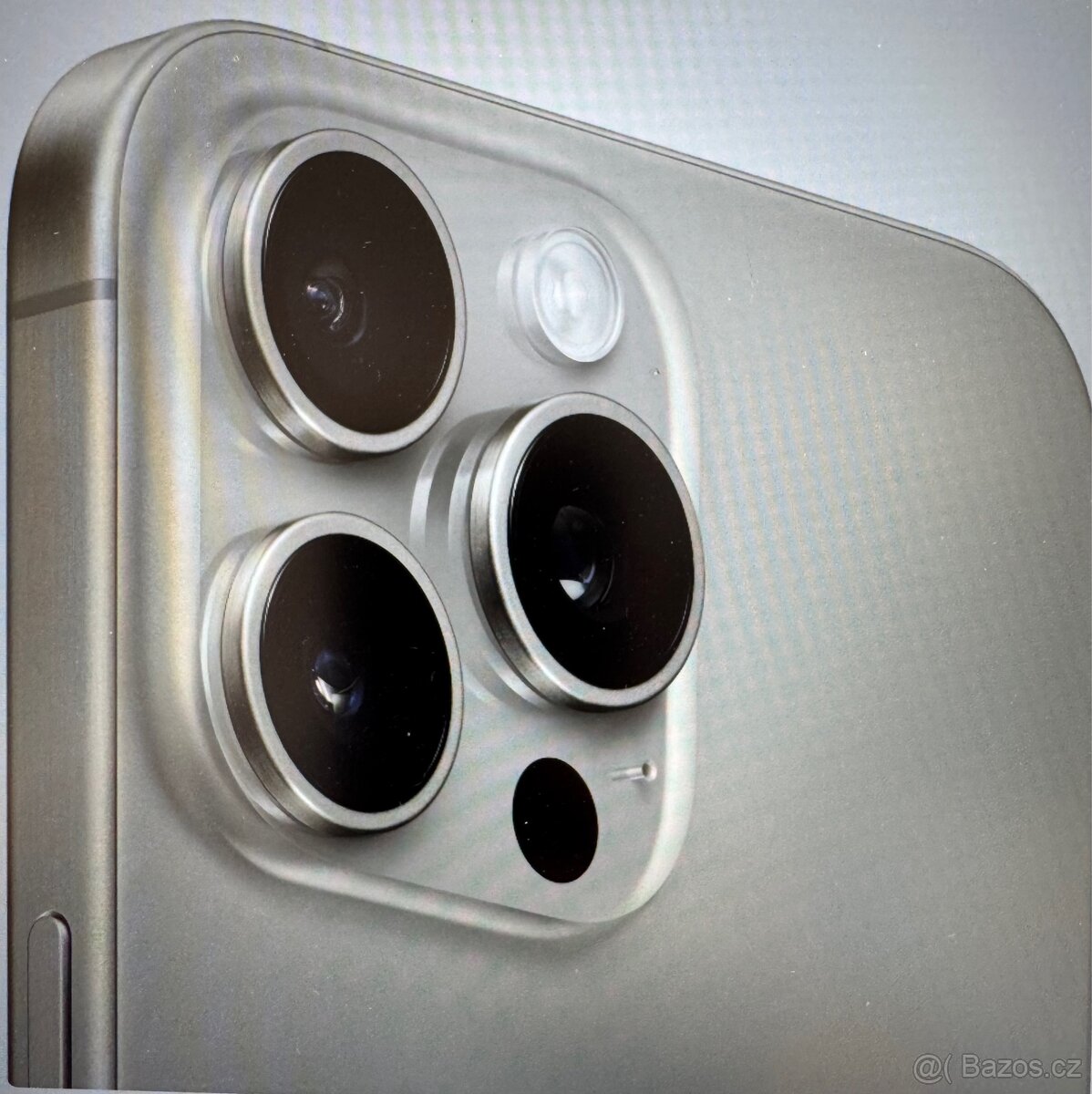 Apple iPhone 15 Pro Max TOP - 3