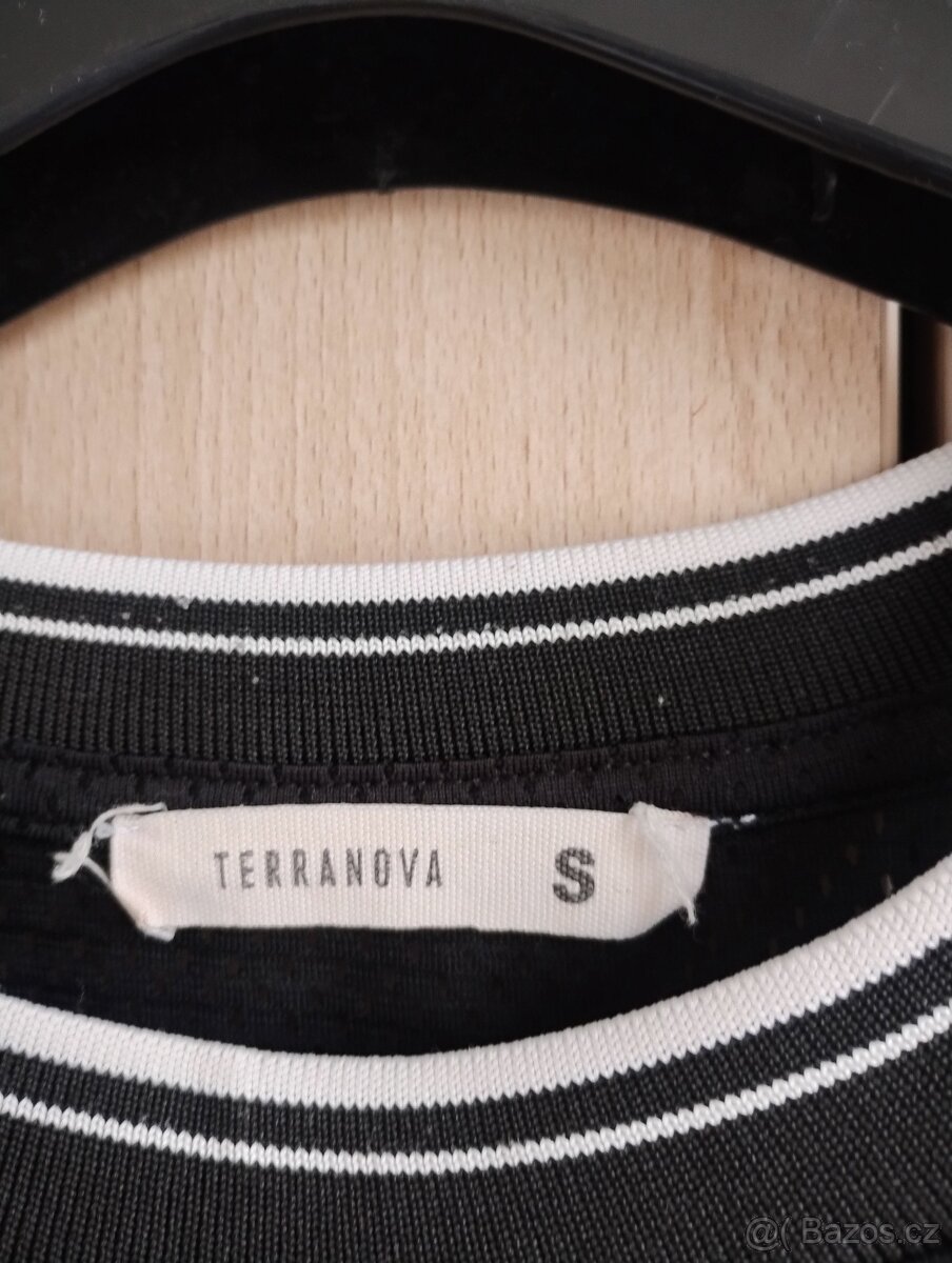 Chlapecké tričko vel. S - 3