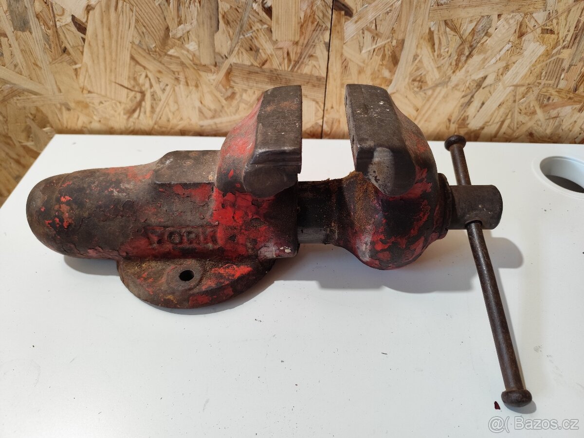 Svěrák YORK 125 - 3