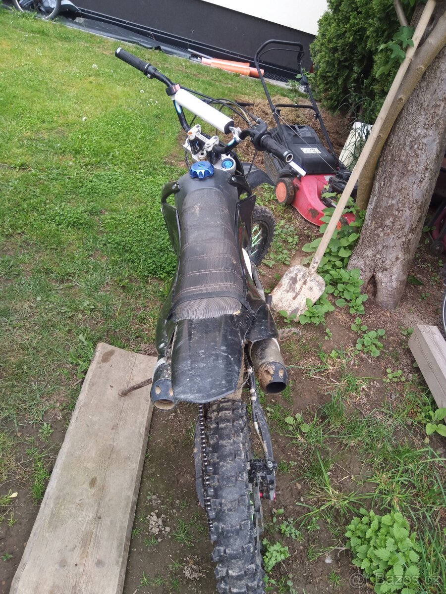Démonx 140