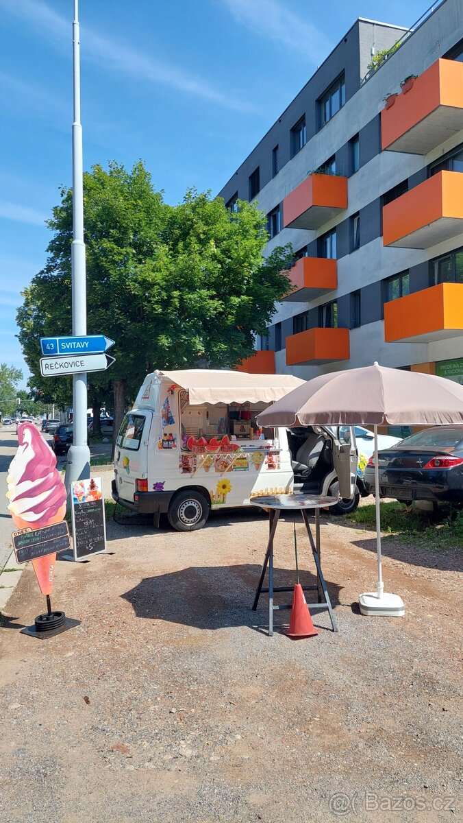 Pojízdný stánek zmrzlina, třišt.. - 3