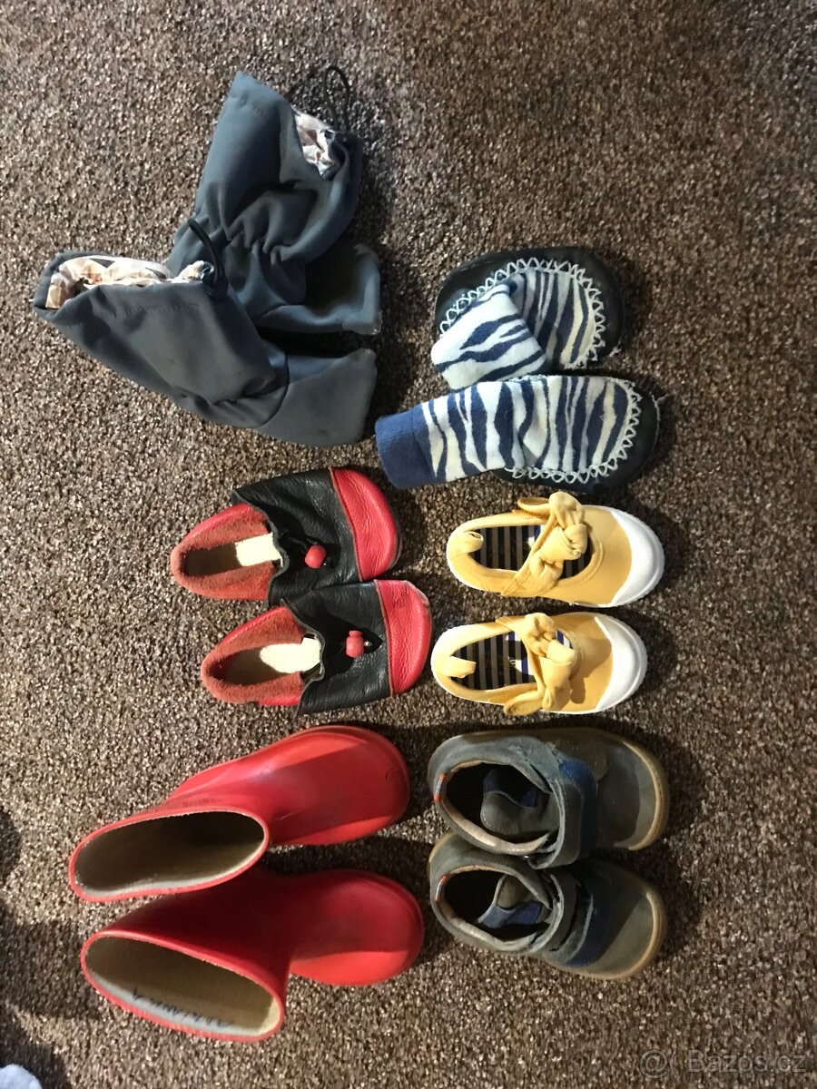 Vybavicka na miminko mix oblečení holcicka - 3