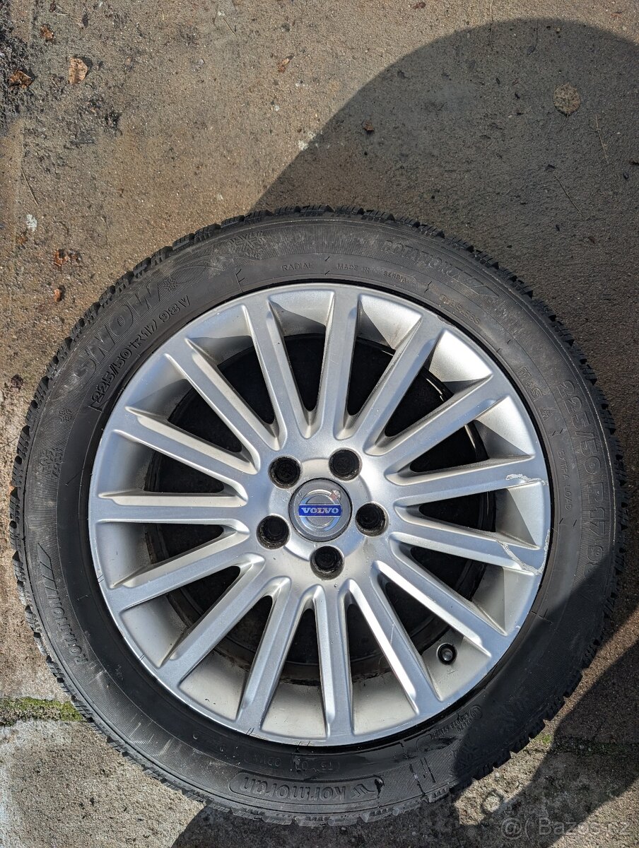 Originál Volvo zimní ALU pneu, V40CC, 17x7J, ET50, 225/50 - 3