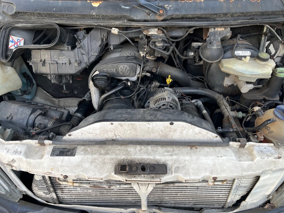 Volkswagen LT35 2.5 TDI 9 míst - 3