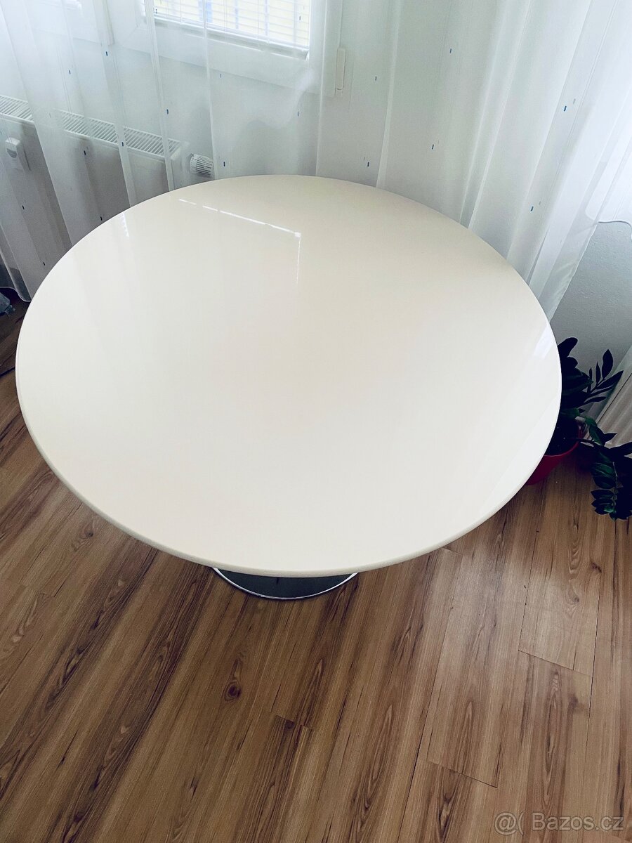 Moderní jídelní kulatý jídelní stůl , bílý 110 cm - 3