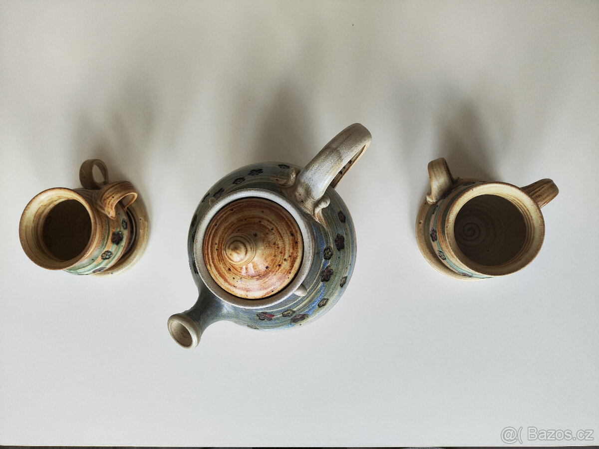 Nádherná keramická sada - konvice + 2 hrnky s podšálky - 3