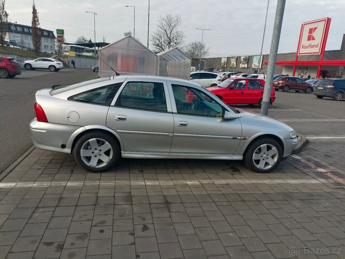 Opel Vectra B - 3
